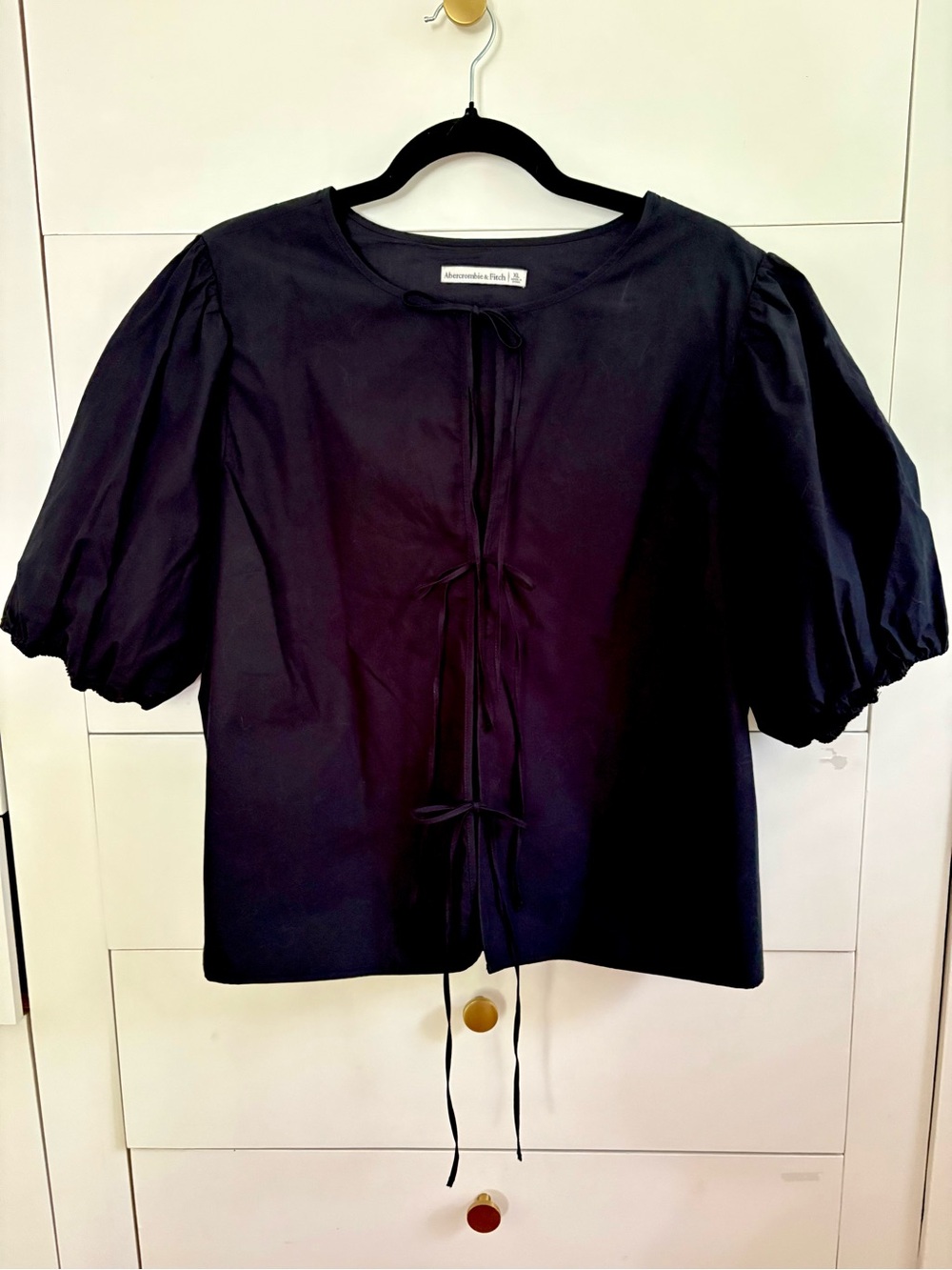 Abercrombie & Fitch Black Tie-Front Puff Sleeve Blouse NWOT